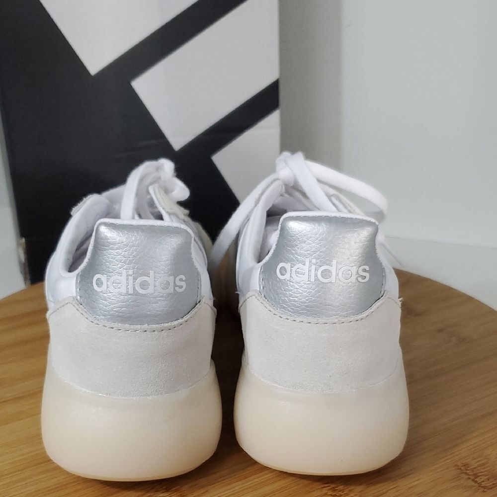 Adidas Barreda Decode Women's Tennis Shoes Size 7.5 White Silver NIB - Picture 5 of 10